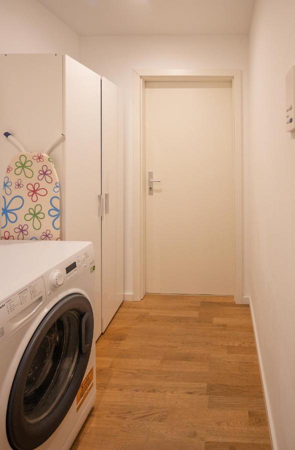 Sweethome - Business Apartment Mit Kuche Und Balkon München Buitenkant foto